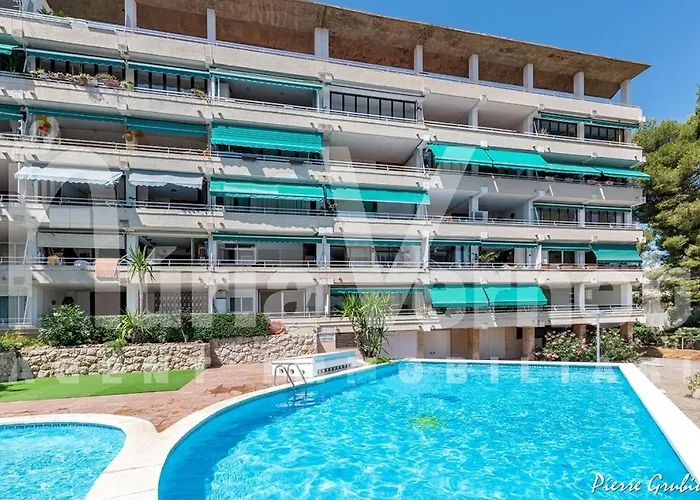 Bbq - Pool - Costa Apartments